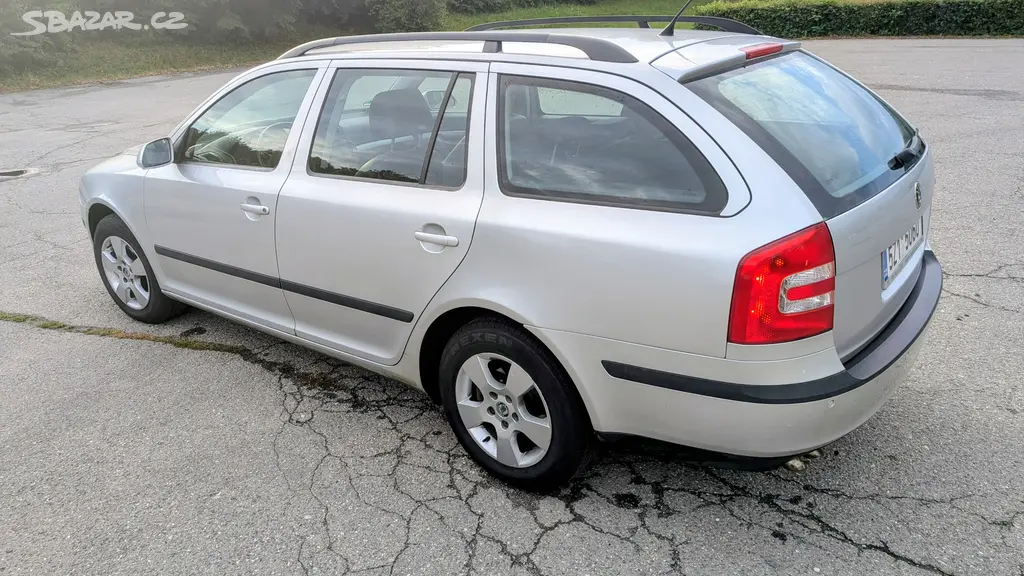 Škoda Octavia, Combi II 2.0 TDI DSG - fotka 4