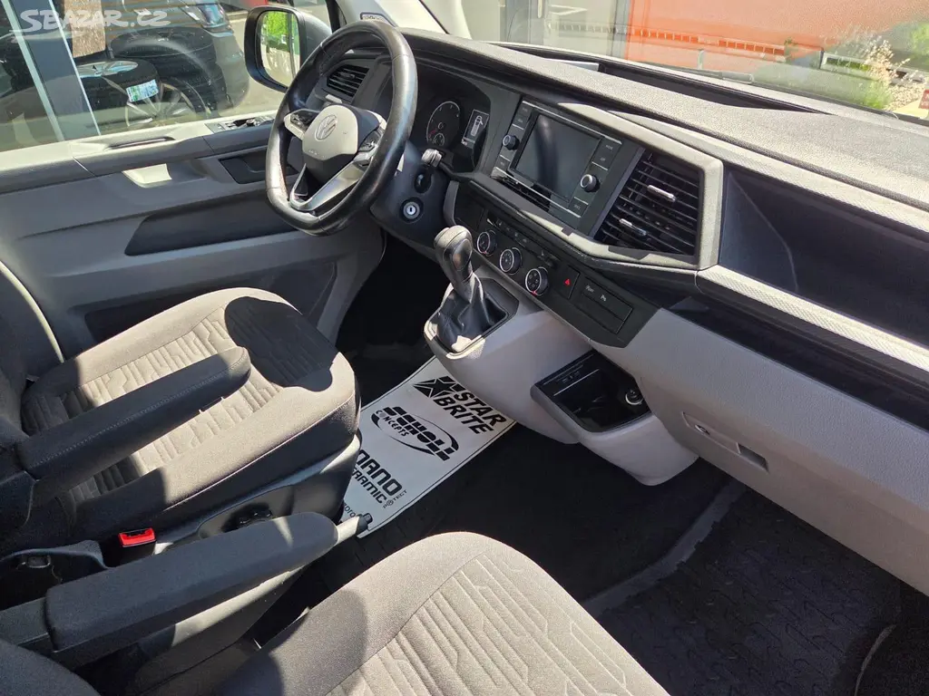 Volkswagen Caravelle, 2.0 TDI LONG TAŽNÉ ZAŘÍZENÍ - fotka 5