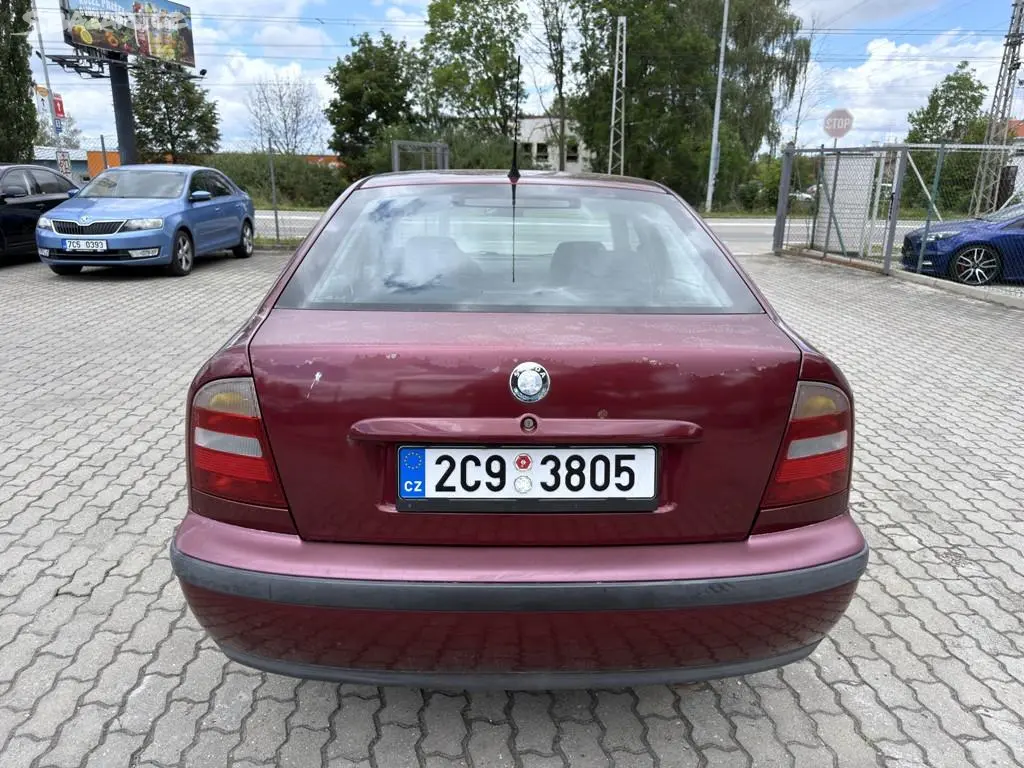Škoda Octavia, 1.9 TDI 66 kW klima - fotka 4