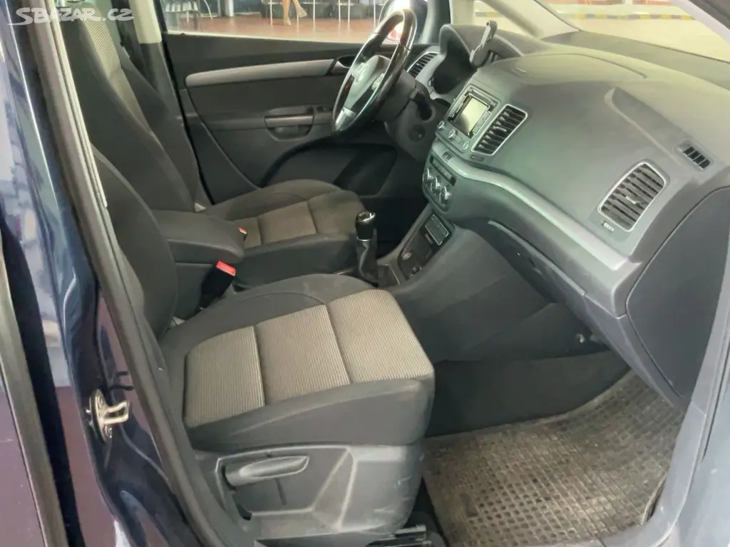 Volkswagen Sharan, 2.0Tdi 103KW 7-MÍST TOP VÝBAVA - fotka 3