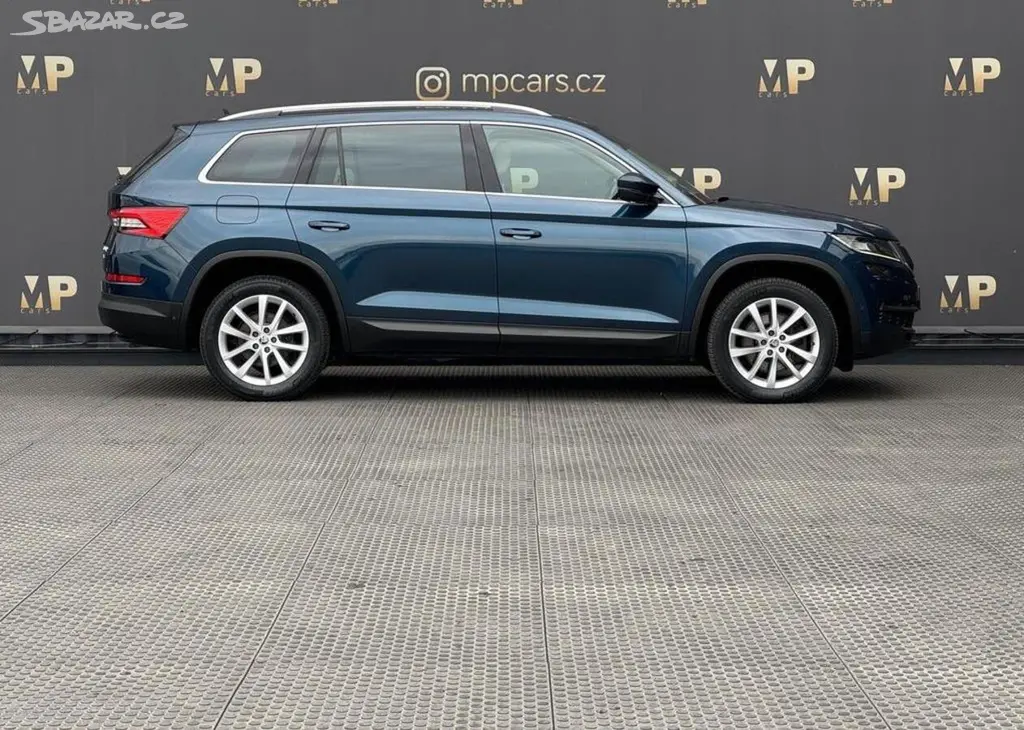 Škoda Kodiaq 2.0TSi DSG 4X4 Style, ACC PANO - fotka 4