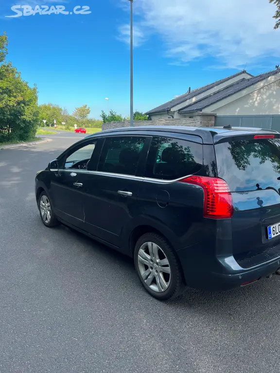 Peugeot 5008 2.0 hdi 110kw, 242xxx , panorama - fotka 6