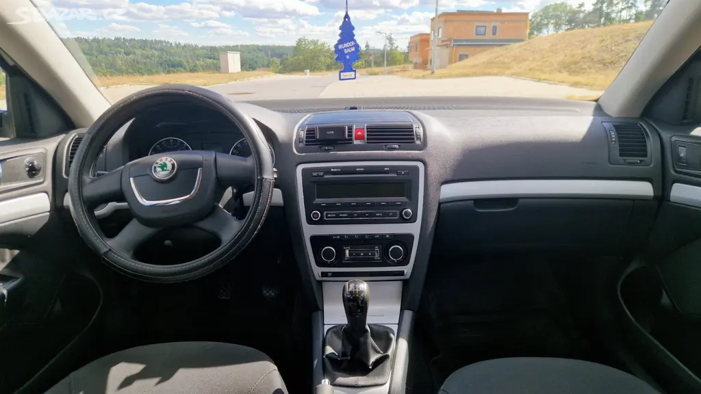 Škoda octavia II 1.9 tdi Combi - fotka 5
