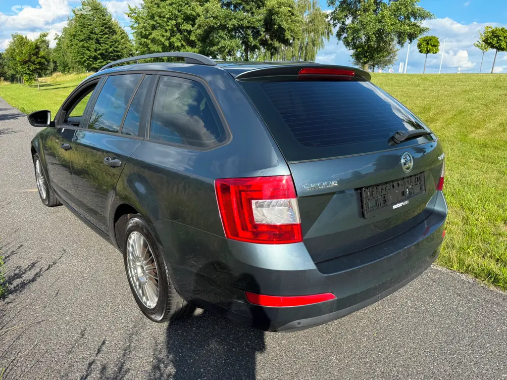 ŠKODA OCTAVIA III 1.2 TSI COMBI/ZÁRUKA/LETNÍ SLEVA - fotka 4