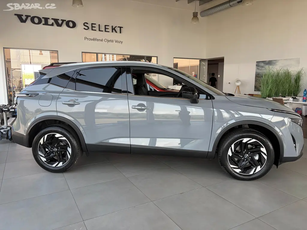 Nissan Qashqai, 1.3 DIG-T mHEV 2WD, 6MT - fotka 4