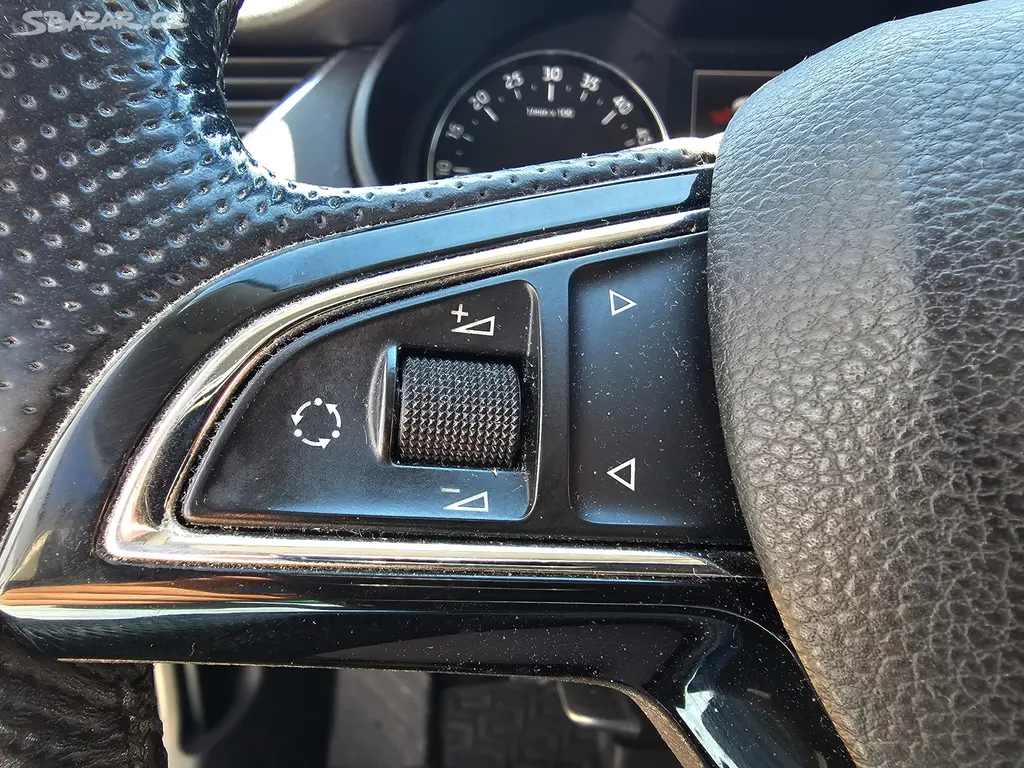 Octavia III 2,0TDi 110KW Elegance 2015 tempomatALU - fotka 6