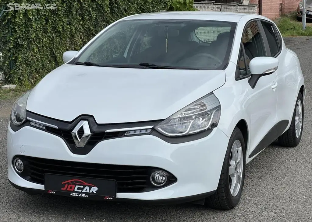Renault Clio 1.2i 16v NAVI KLIMA PŮVOD ČR manuální