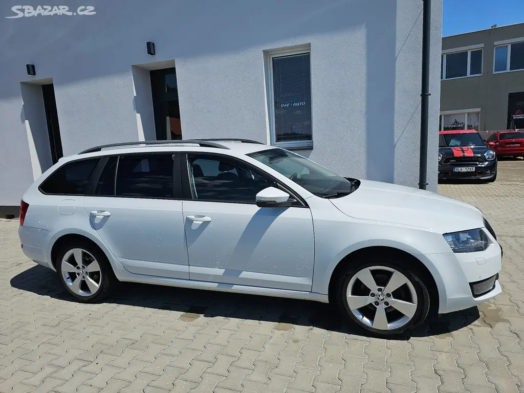 Octavia III 2,0TDi 110KW Elegance 2015 tempomatALU - fotka 3