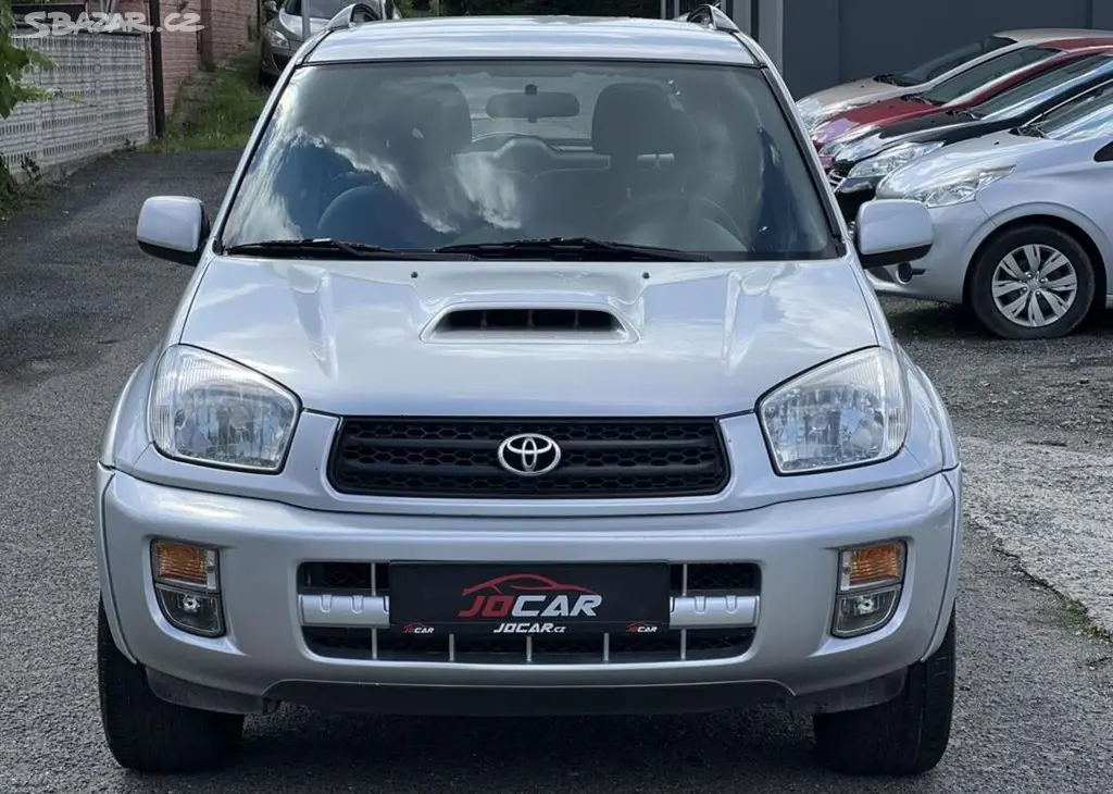 Toyota Rav4 2.0 D-4D 4x4 KLIMATIZACE ALU manuální - fotka 2