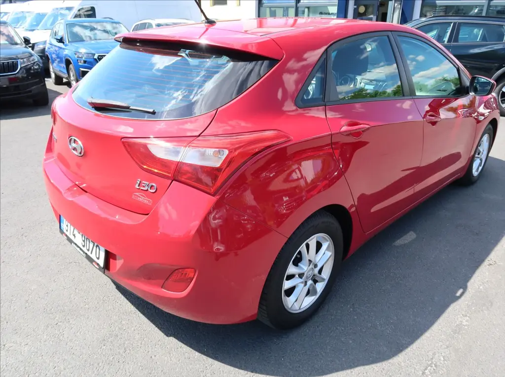 Hyundai i30, 1,4 CVVT,73kW,NovéČR,Klima - fotka 3