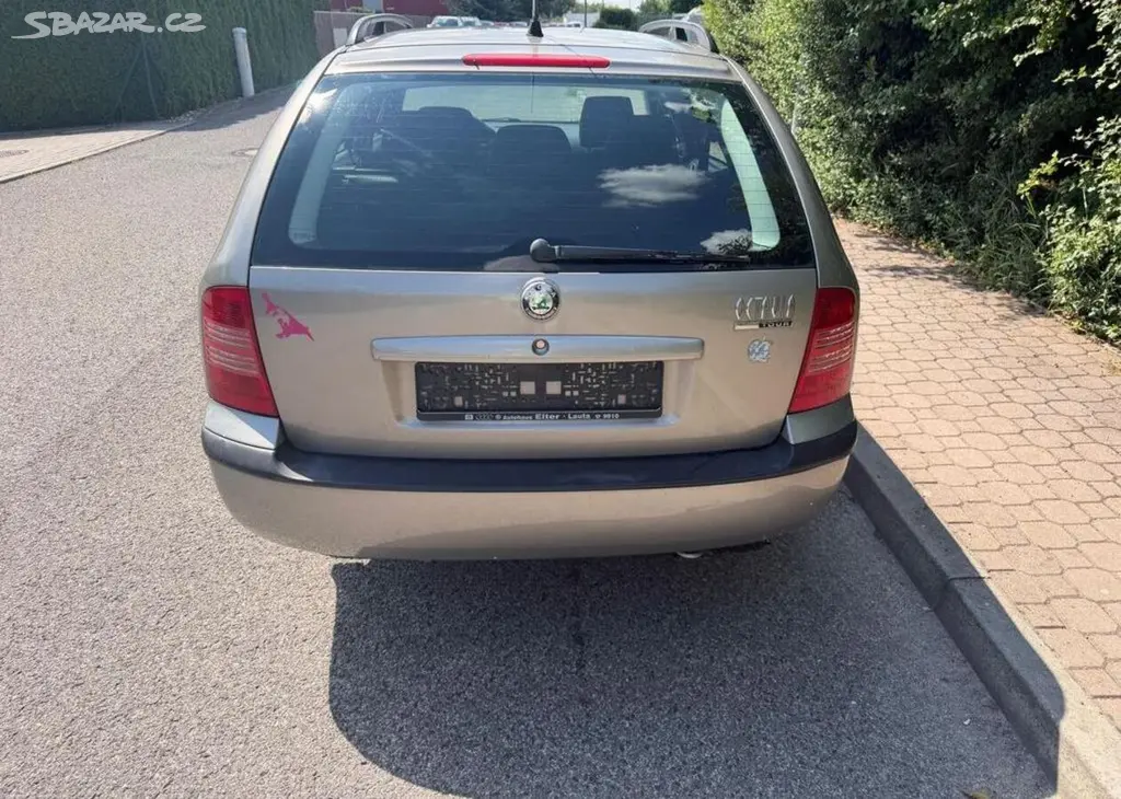 Škoda Octavia 1,6i/ 75kw Tour Nová STK benzín - fotka 5