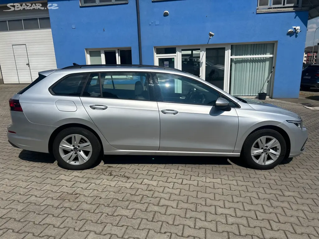 Volkswagen Golf, 2.0 TDi Life - fotka 4