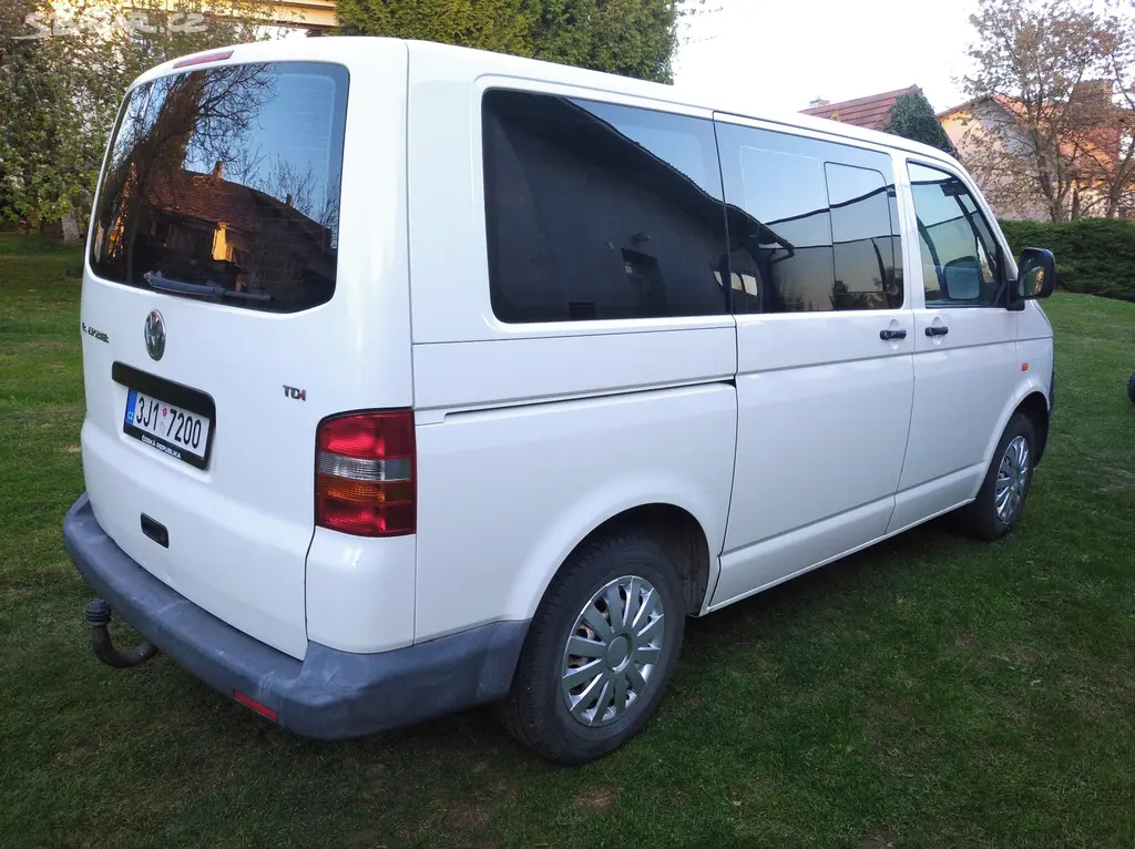 VW Transporter 2,5tdi 96kw 2004 - fotka 6