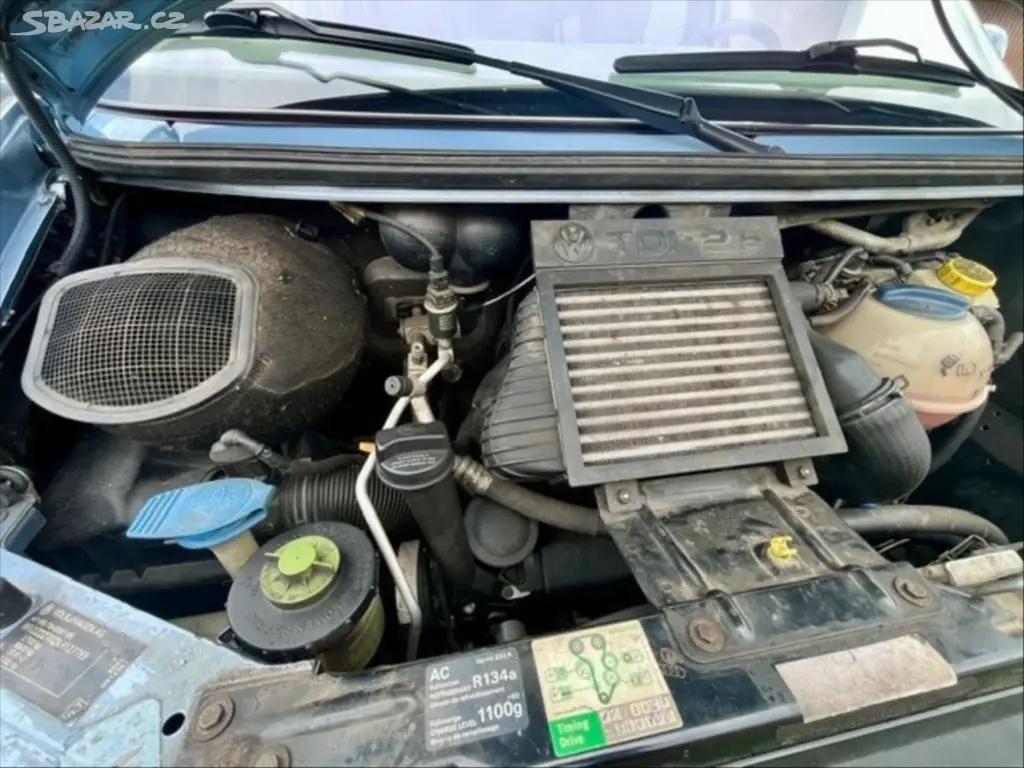 Volkswagen Transporter 2,5 TDI Syncro 4x4 75 kW - fotka 3