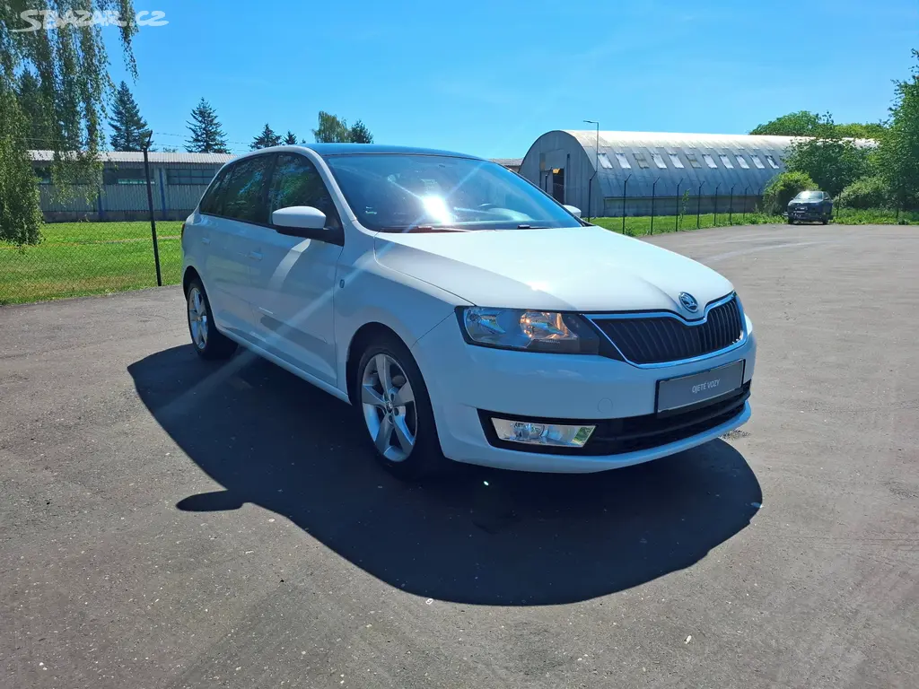 Škoda Rapid 1.2TSi 63kW, 4/2014,senzory,stk06/2028 - fotka 3
