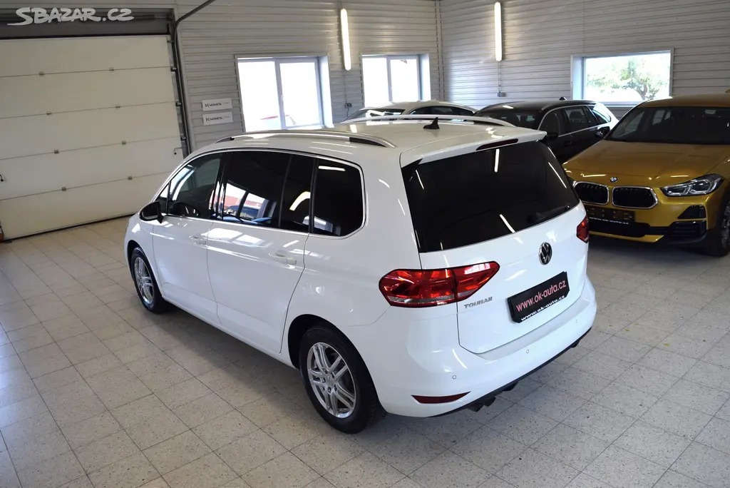 Volkswagen Touran, 2.0 TDI HIGH. 7 MÍST 61 000 KM - fotka 4