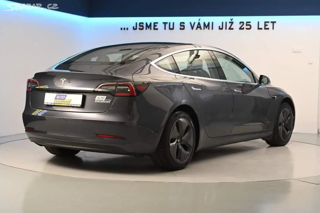 Tesla Model 3, RWD LED Kamera Range Plus 225K - fotka 5