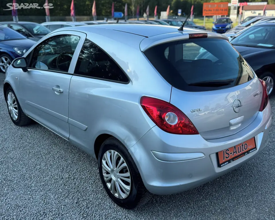 Opel Corsa 1.2 16V 59KW - fotka 6