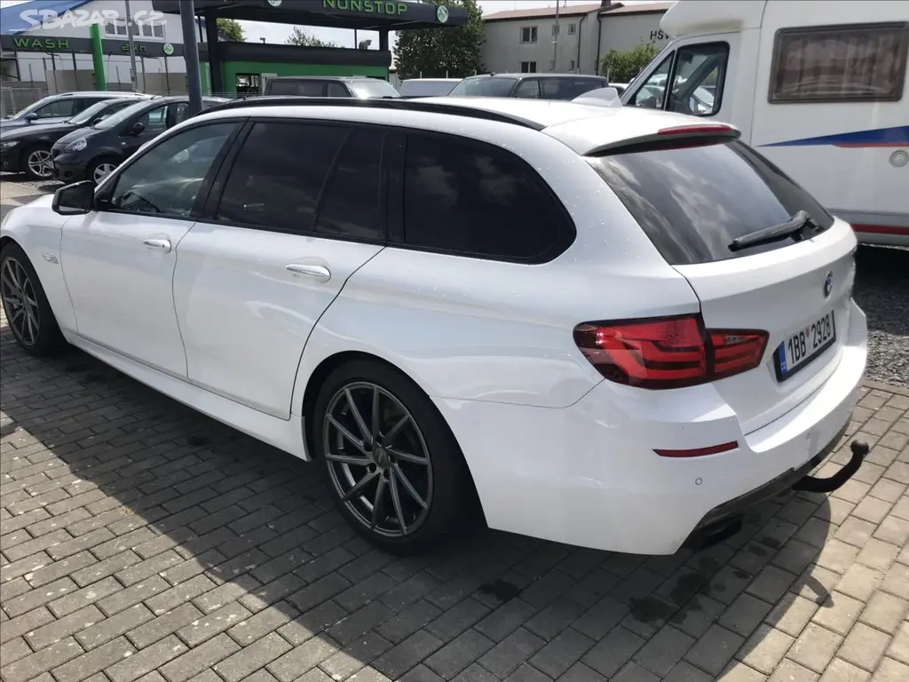 BMW Řada 5, 3,0 - fotka 6