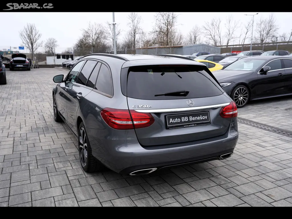 Mercedes-Benz Třídy C, C 350e Plug -in hybrid/280PS - fotka 4