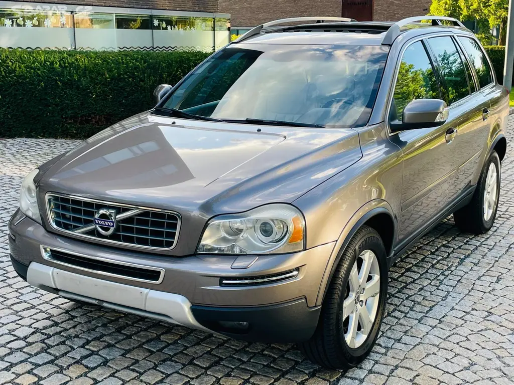 Volvo XC90, 2.4 D5 4x4 AUT SERVISKA TAŽNÉ - fotka 3