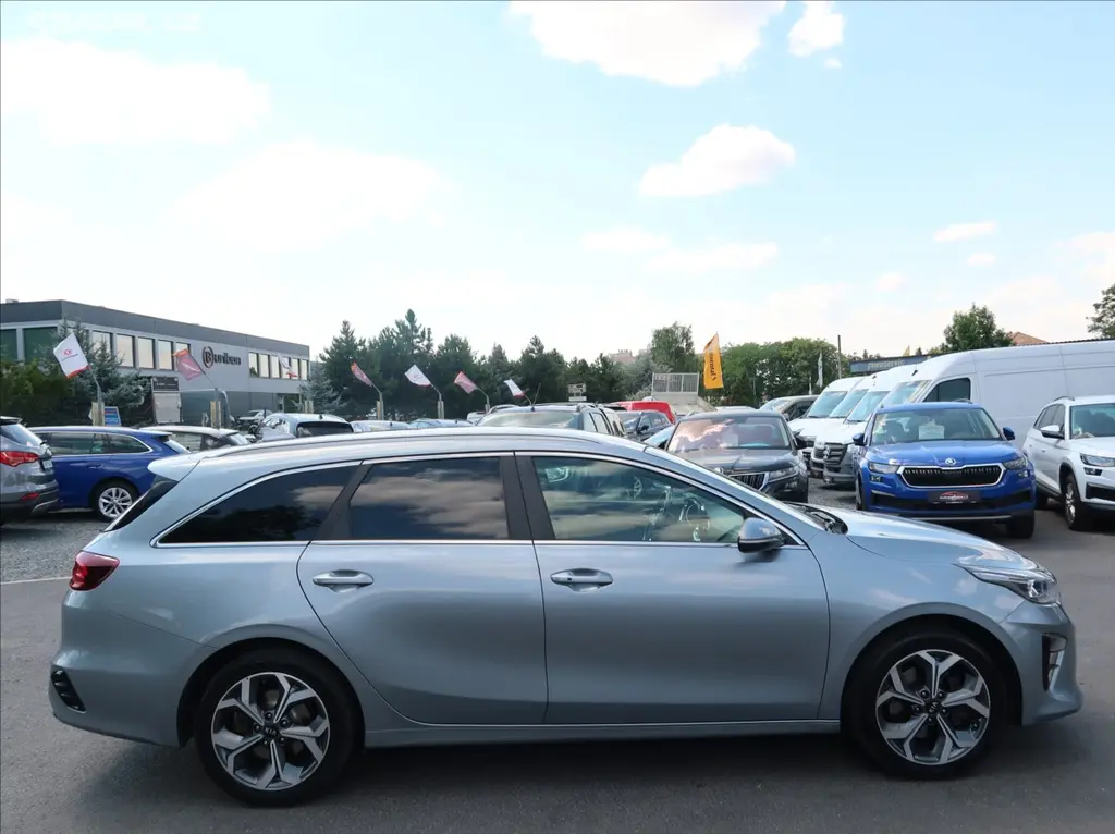 Kia Cee´d, 1,6 CRDi,100kW,Exclusive,ČR - fotka 6