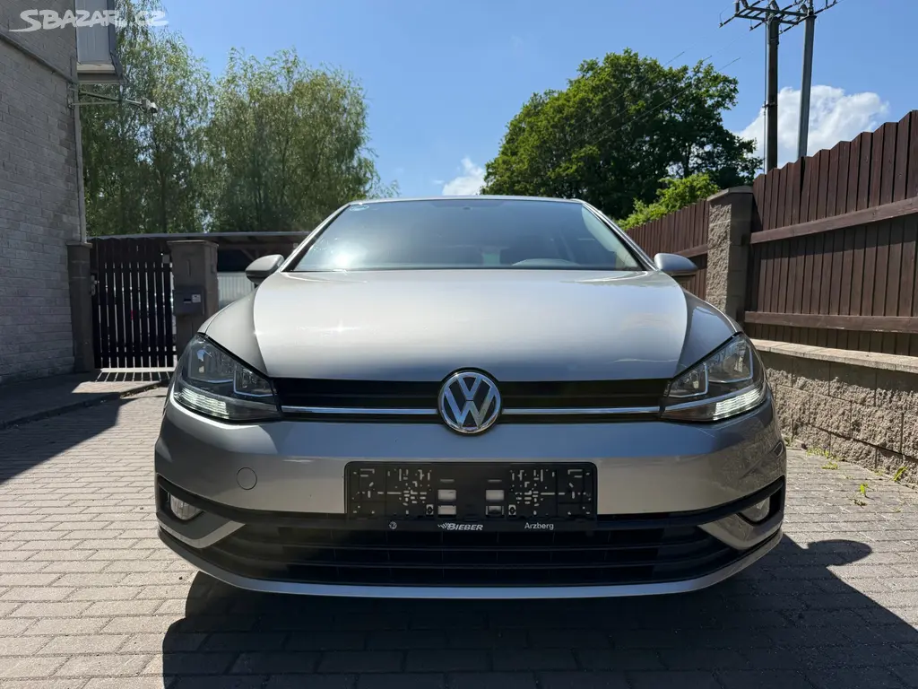 VW GOLF VII, 1.0 TSI, nová STK, rok 2017 - fotka 2