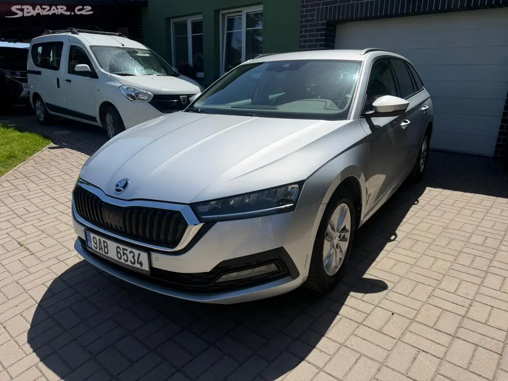 Škoda Octavia, 2,0TDi,ambient+,CZ,M6,1maj,DPH - fotka 2