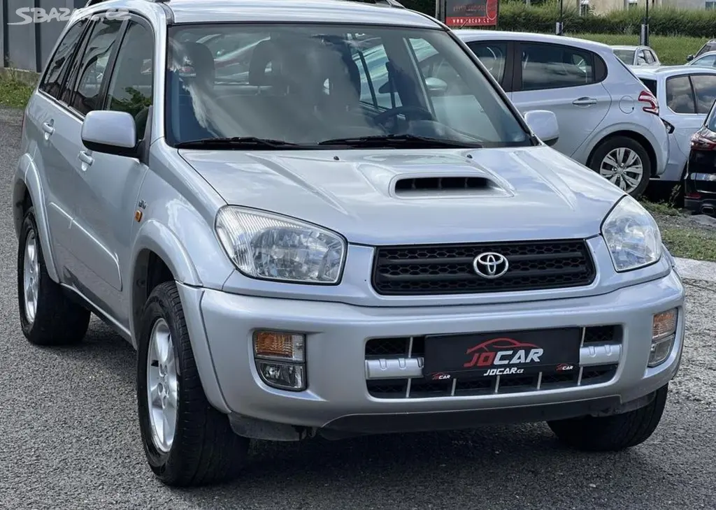 Toyota Rav4 2.0 D-4D 4x4 KLIMATIZACE ALU manuální - fotka 3