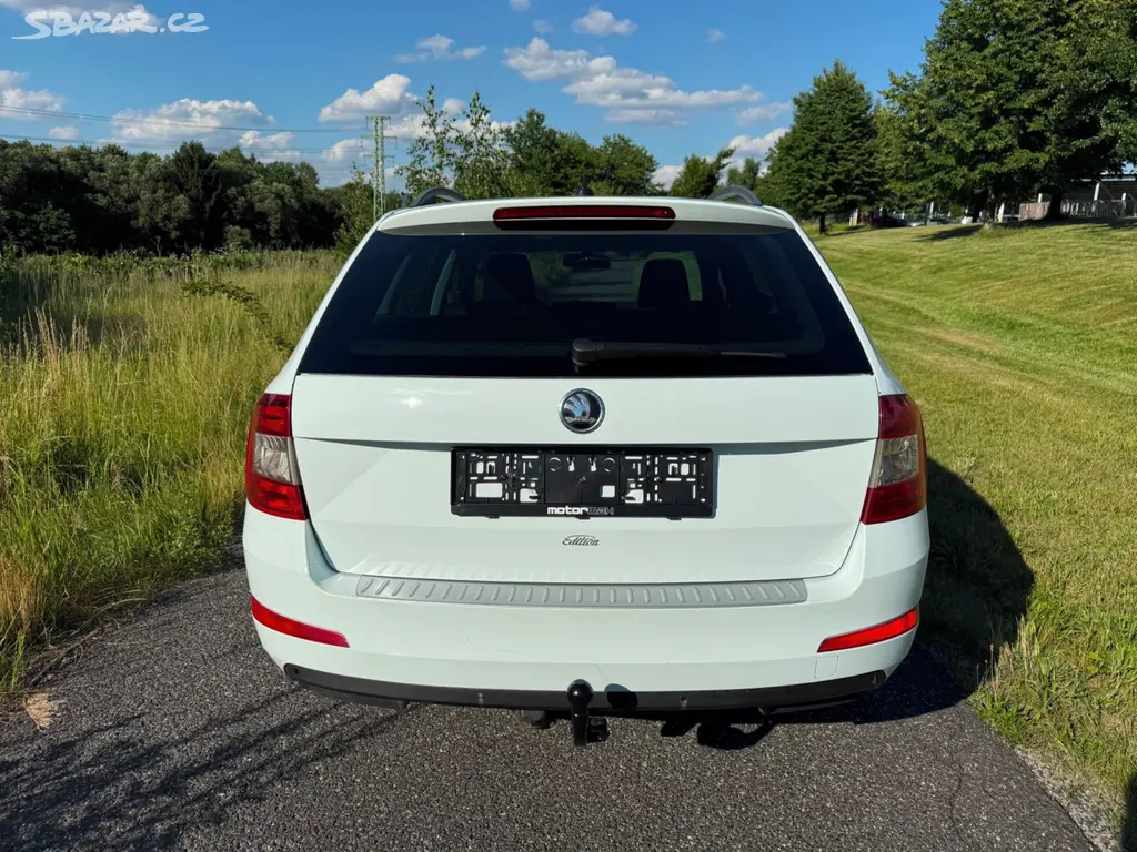 ŠKODA OCTAVIA III 1.6 TDI COMBI/ZÁRUKA/LETNÍ SLEVA - fotka 5