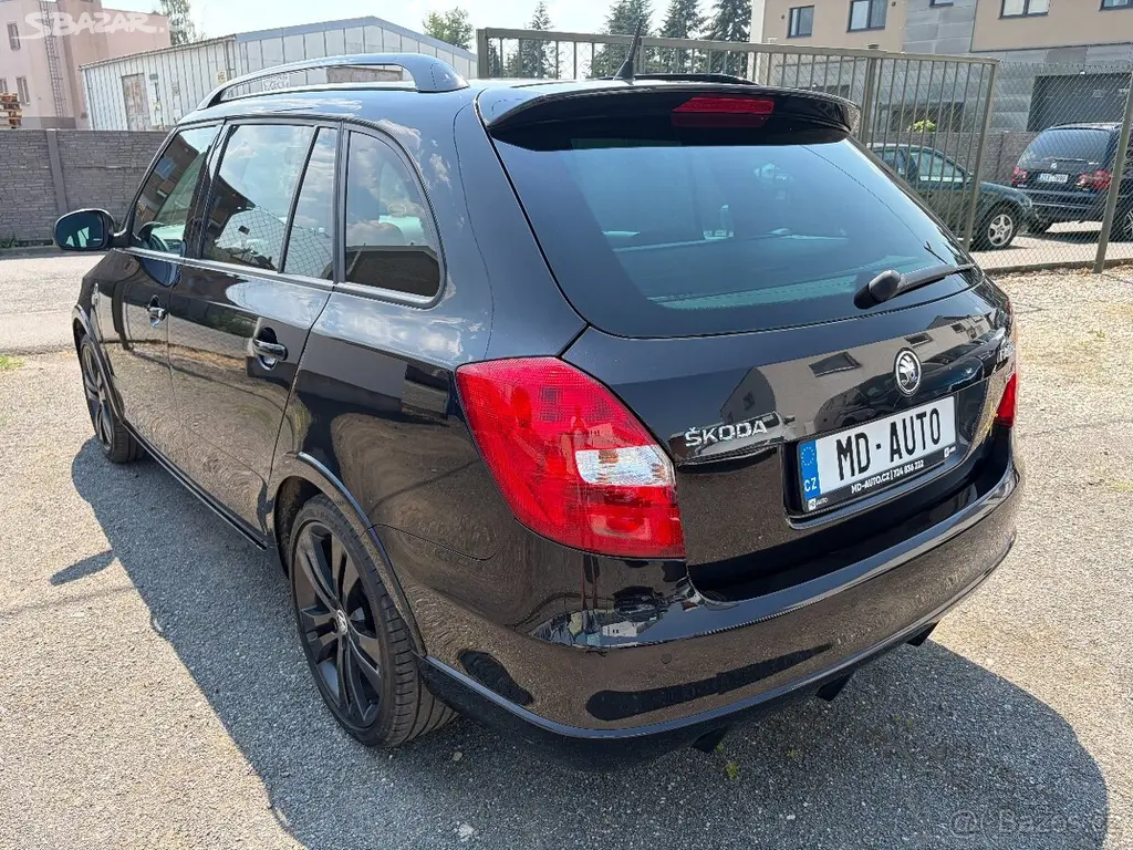 ŠKODA FABIA 2 1.2TSI 63KW COMBI MONTE CARLO - fotka 3