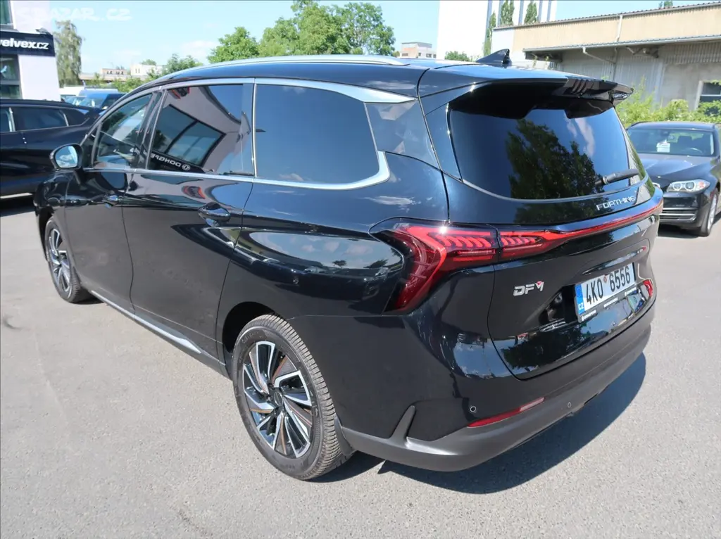 Dongfeng U-Tour, 1,5 T,130kW,1majČR,Exclusive - fotka 4