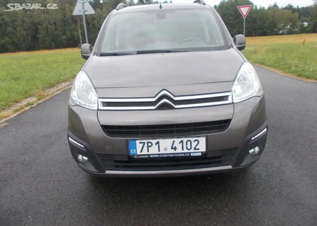 Citroën Berlingo 1,6 88KW 1 MAJ 96 000KM benzín