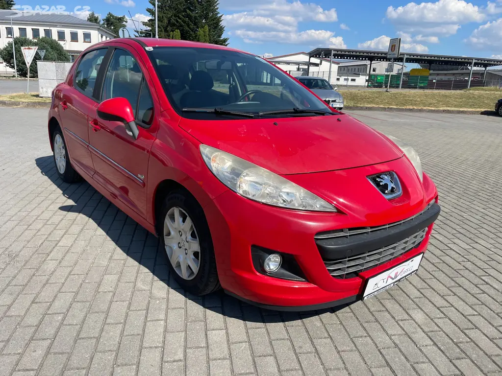 PEUGEOT 207 1,4i 54kw Klima ESP 2012 - fotka 6