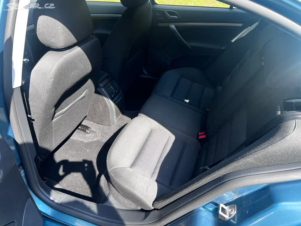 Škoda Octavia 1,9 Tdi, 77 Kw, r.v. 2008,pěkný stav - fotka 5