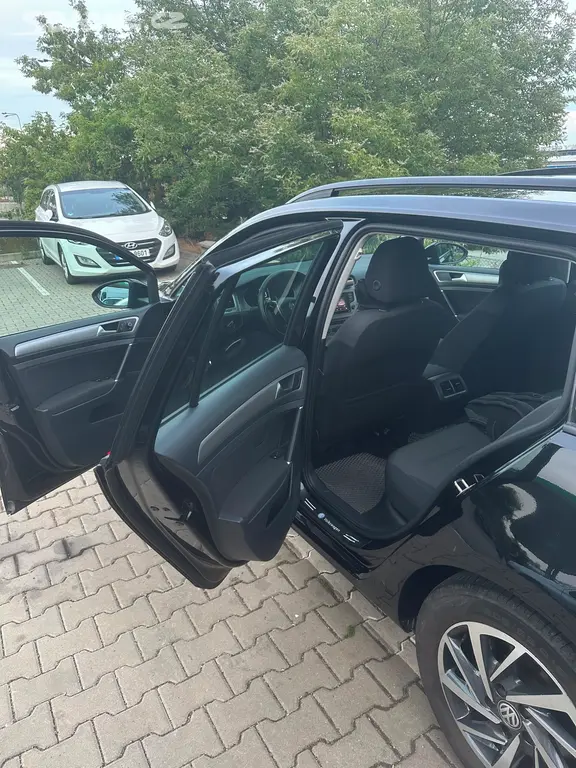 Volkswagen GOLF 2.0 TDI - fotka 6