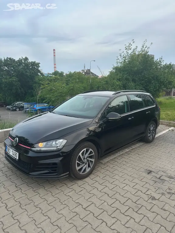 Volkswagen GOLF 2.0 TDI - fotka 2
