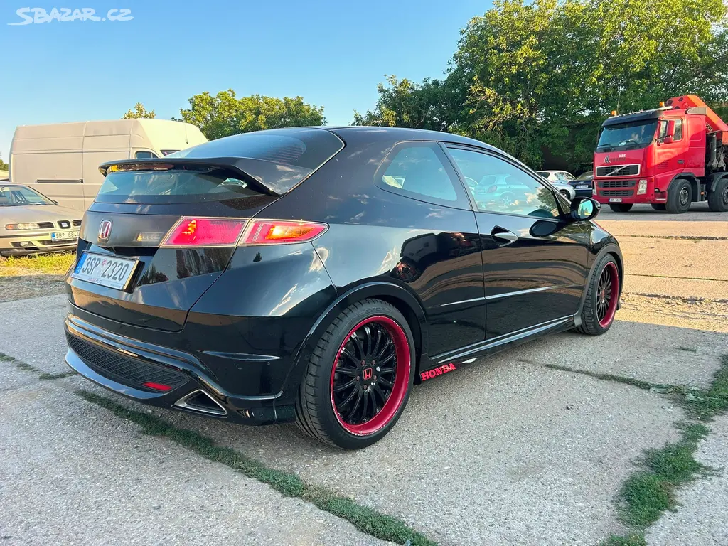 Sport Type R vzhled HondaCivic2.2i-CTDi,2008,103kw - fotka 2