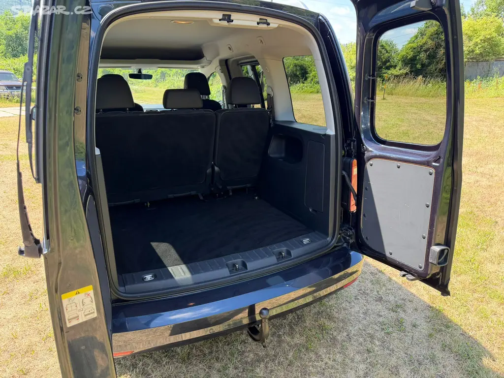 VW CADDY HIGHLINE 2,0 TDI - 110 KW, PARK. SENZORY - fotka 6