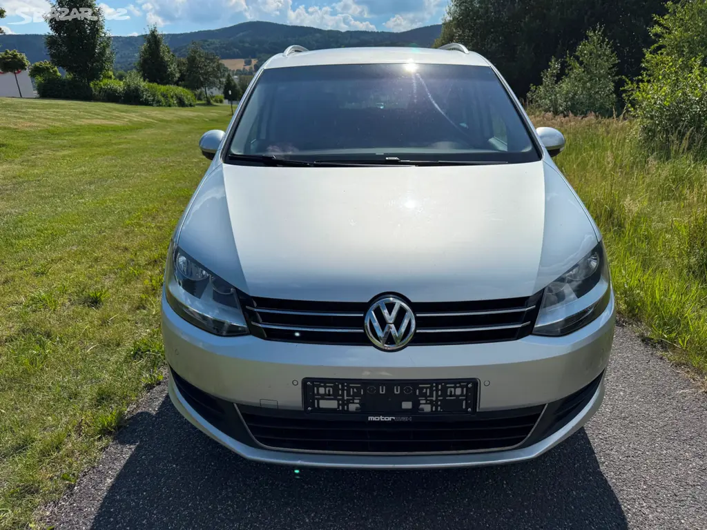 VW SHARAN 2.0 TDI/7 MÍST/ZÁRUKA/TOP/LETNÍ SLEVA - fotka 2