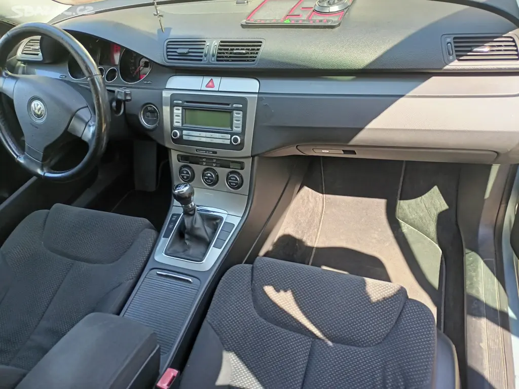 VW Passat 2.0 TDI - fotka 6