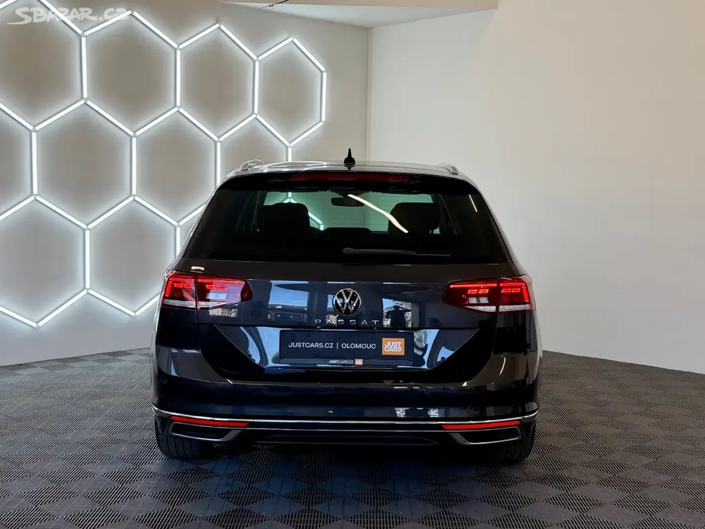 Volkswagen Passat Variant, 1.5TSi, 110kW, ČR, DPH - fotka 6