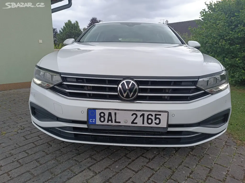 VW Passat Combi B8 Facelift 1,5 TSi 110 kw - fotka 3