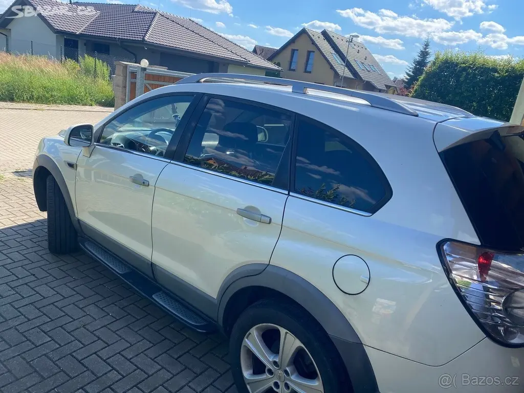 Chevrolet Captiva 2,2 D 4x4, 135 kW, 7 míst, kůž - fotka 5