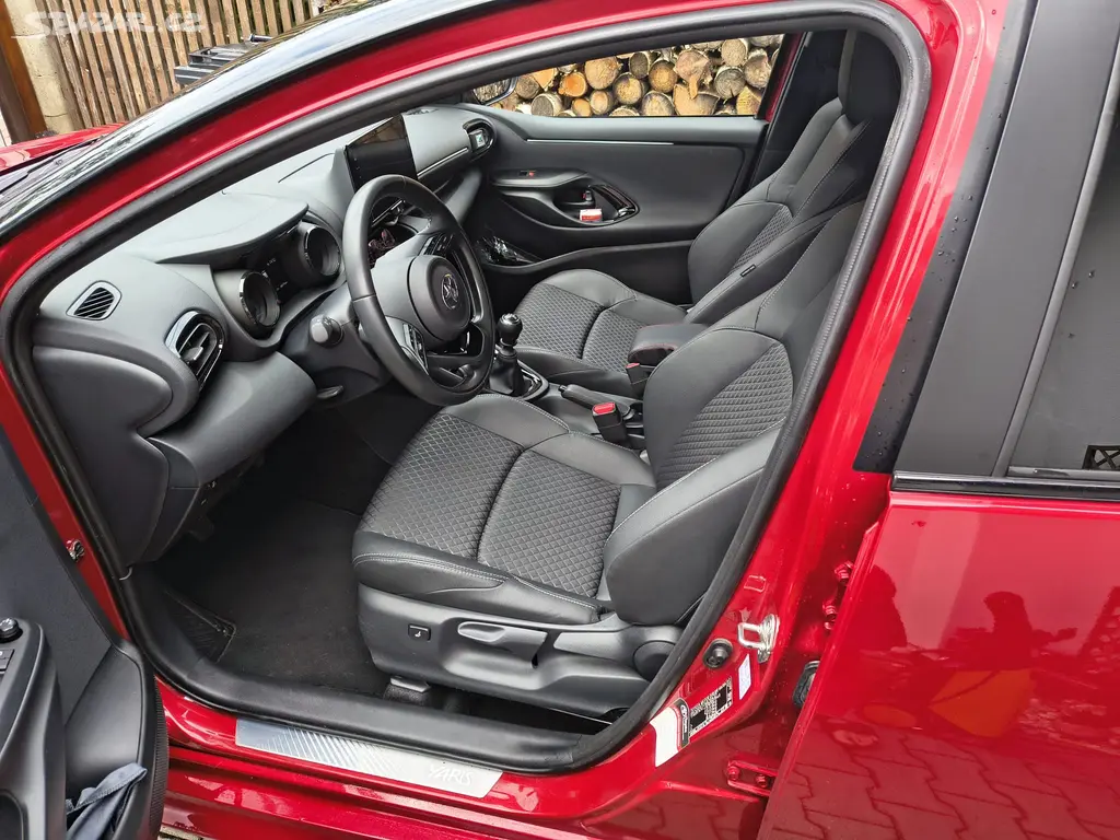 Toyota yaris - fotka 4