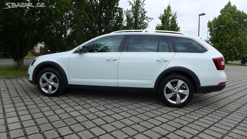 Škoda Octavia Scout 3, 2.0tdi,135kW,DSG,4x4,2019. - fotka 5