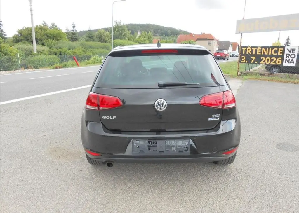 Volkswagen Golf 1,2 81 kW SERVISKA DIGIKLIMA - fotka 5
