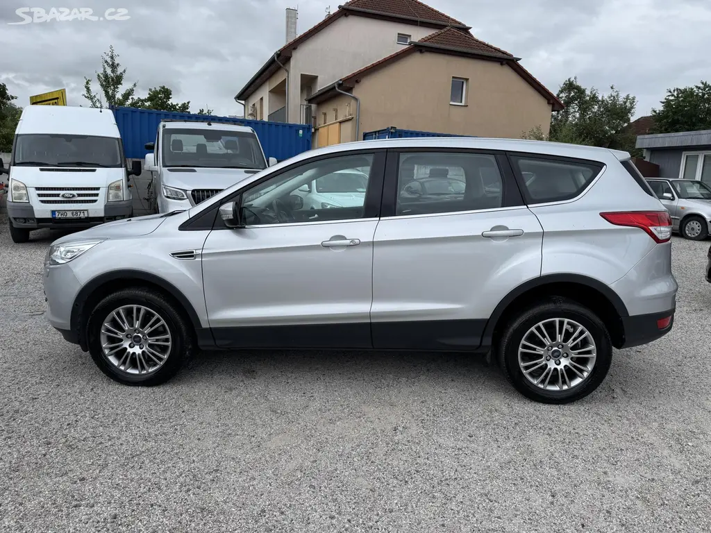 Ford Kuga, 1.6 134 kw, 4x4, Bohatá výbava - fotka 5