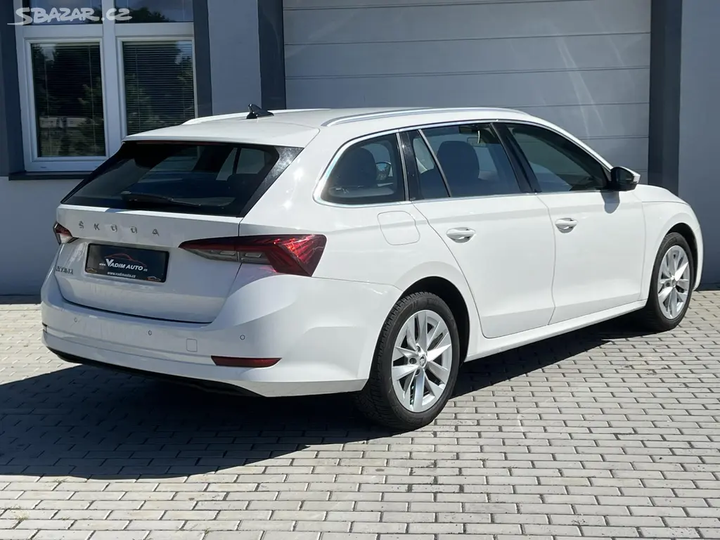 Škoda Octavia, 1.5TSI 110kW DSG STYLE ČR NOVÉ - fotka 4