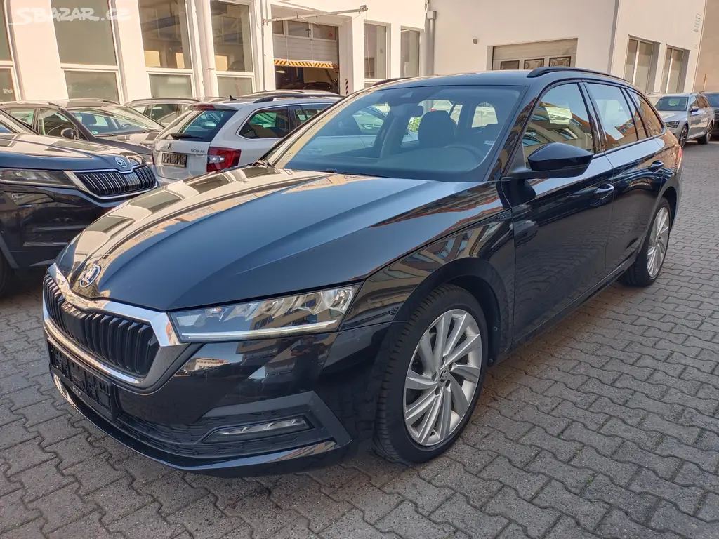 Škoda Octavia 4 Combi 1.5 TSI e-TEC 110kW DSG - fotka 3